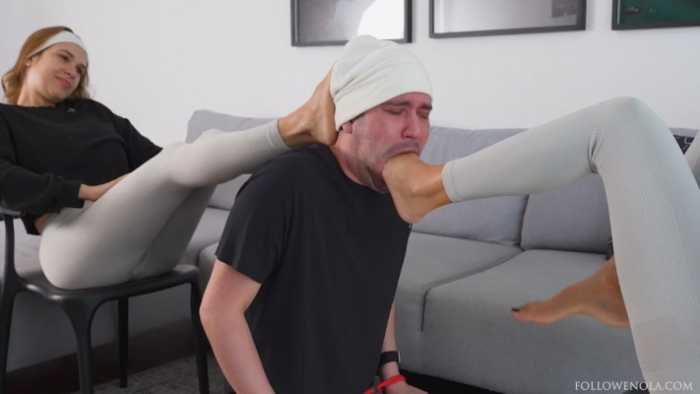 Enola 带新女主脚深喉,插得吐沫子了 双机位拍 JS260119~14