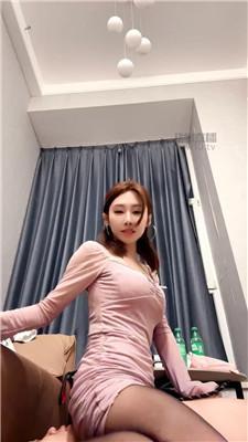 【喵酱紫】深喉踩踏圣水 bf61086