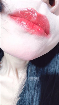 【兔粉粉】怼脸口水红唇    260322-14