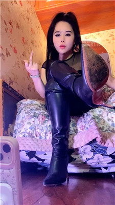 【尤娜】黑帮女老大踩死你全家 260327-27