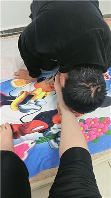 【甜莓小兔】强迫贱奴恋足舔 JS260401-31