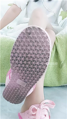 【依甜】老婆和女儿都是婊子    260404-22