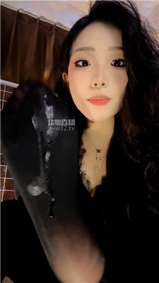 【母狗妈妈】厚黑裸足炸J专场    260408-29