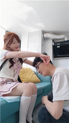 【布知名博主】开发洛丽塔小姐姐 bf62151