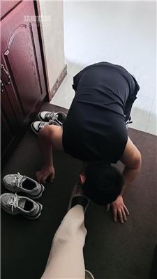 【云梦】主人下班丝袜除臭 JS260415-17