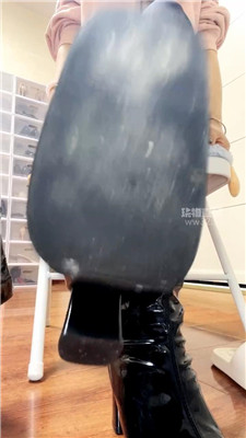 【姜琦琦】靴子乳母 260414-4