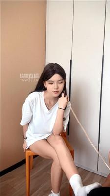 【露西亚】小白鞋白袜玩奴才 bf62606