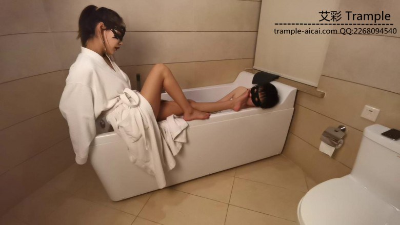 冰灵S与女M2号浴室嬉戏