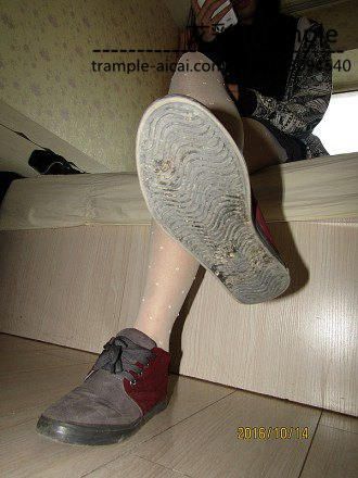 不良小女生全面脚玩弄