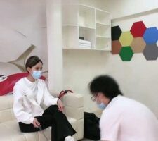 【秋秋】女瑜伽教练踩虐 bf19071