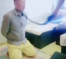 【艾琳】老板成为女员工脚下奴 bf20858