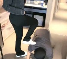 【上海赵丽颖】情侣主剧情-绿帽求虐-舔鞋吃袜子/下跪求饶 bf27811