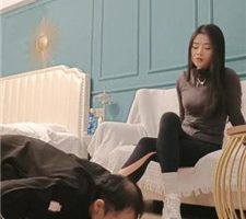 【言初】母畜-下跪品尝原味裸足 bf35075