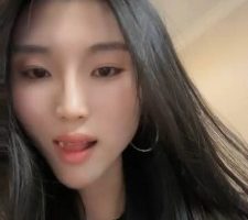 【蜜雪】跪舔脏长靴黑丝jio JS240401-6