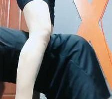 【东营天香百合】高跟踩虐/胯下羞辱/跪舔裸足脏鞋 JS240415-23