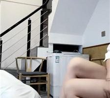 【芮兮】骑马骑脖/狗链遛狗/舔脏鞋/虐乳【完整版】JS240722-14