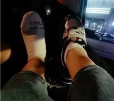 【李老师】车内脏鞋白袜玩司机奴 JS240923-8