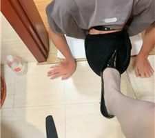 【王妃】舔高跟肉丝jio/赏赐圣水 JS241003-4