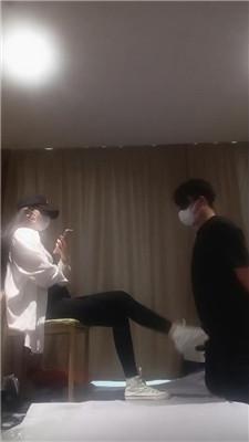 【羽唯姐姐】高帮帆布鞋踩踏踢裆/耳光舔裸足 bf47289