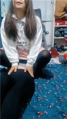 【伪娘和人妻】坐脸窒息/赏赐圣水/跪舔臭脚 JS241203-6