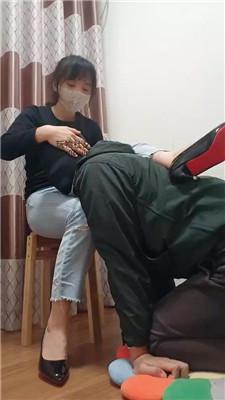 【思纯】高跟踩虐/粉红船袜的诱惑 JS241219-3