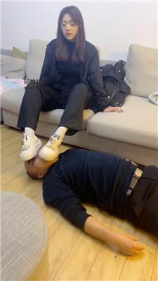 【苏苏】艺校女神小白鞋白袜黑丝虐【双视角版】 JS250215-15