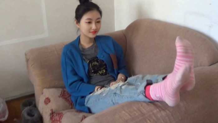 极品原味棉袜雪地靴舞曲抖脚模拟踩脸（重发） JS250216~1