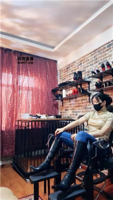 【冷颜】绿帽奴下跪舔长靴白袜 JS250310-26