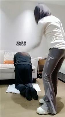 【白渝】白袜玉足舔-皮带狂抽 JS250406-22