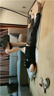 【珮珮】御姐S全体重踩踏 bf52500