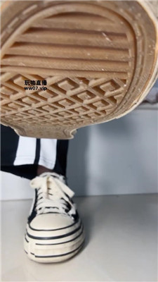 【酒鸽】校服黑丝帆布鞋    250422-10