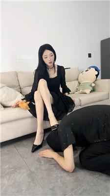 【千千】御姐S-坐脸掐乳-高跟玉足舔 bf54663