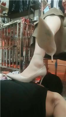 【乐爷】脏高跟碾压脚底奴【下】 JS250712-13