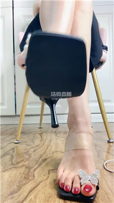 【温蒂】裸足模拟足J炸干    250824-23