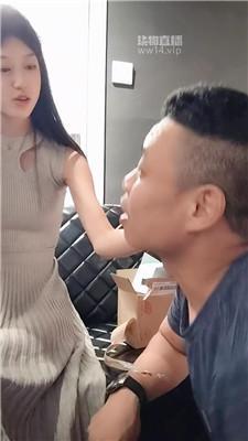 【思慕酒馆三哈】私人影院素人玩奴 JS250913-18