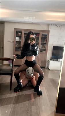 【莫吉托】喂口水-重度鞭打-长靴踩 bf59229