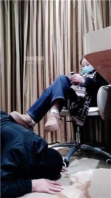 【琳园长】雪地靴白袜踩贱奴 JS251216-26