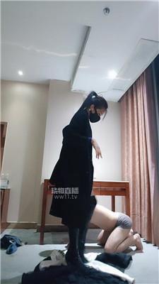 【多多】御姐S-长靴女神胯下辱 JS251219-43