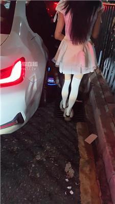 【萝莉收割机】车内调-白袜辱 JS260105-3