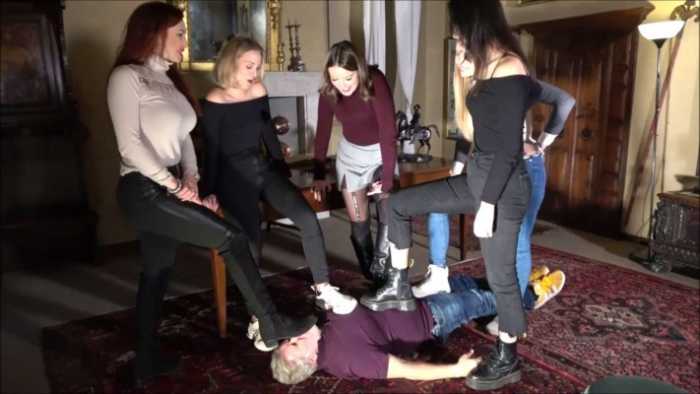 一群女白领找白人老板算账群殴踩踏 JS260213~3